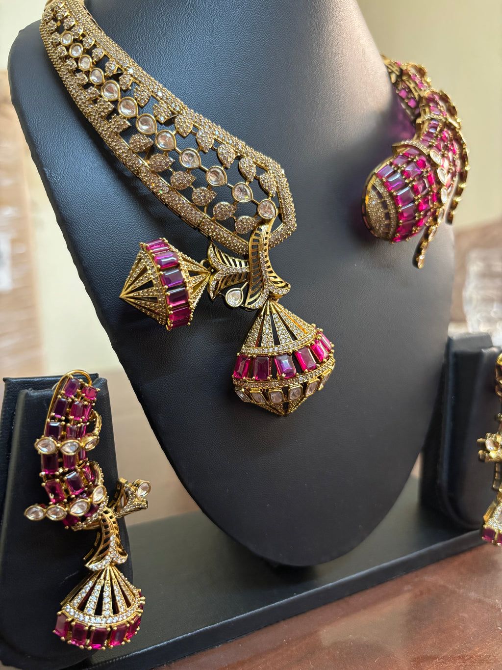 Ruby Twist Necklace Set