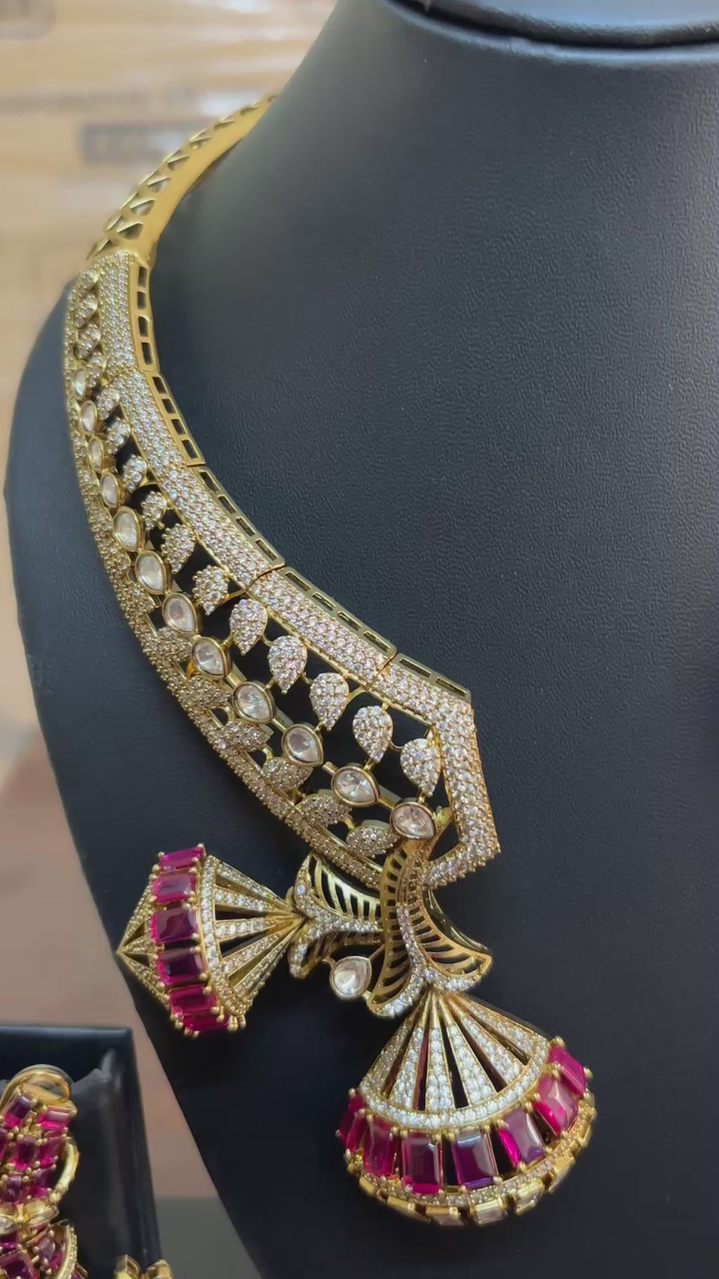 Ruby Twist Necklace Set