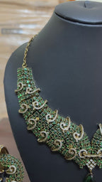 Emerald Vine Necklace Set